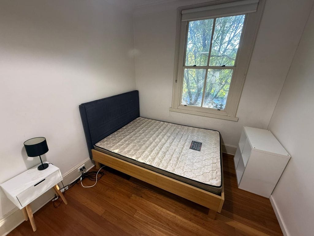 Room 9