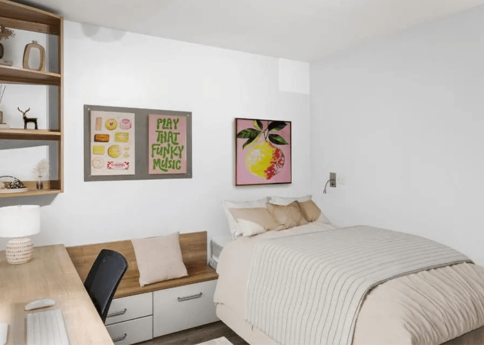 Silver Ensuite Standard View Lower Level