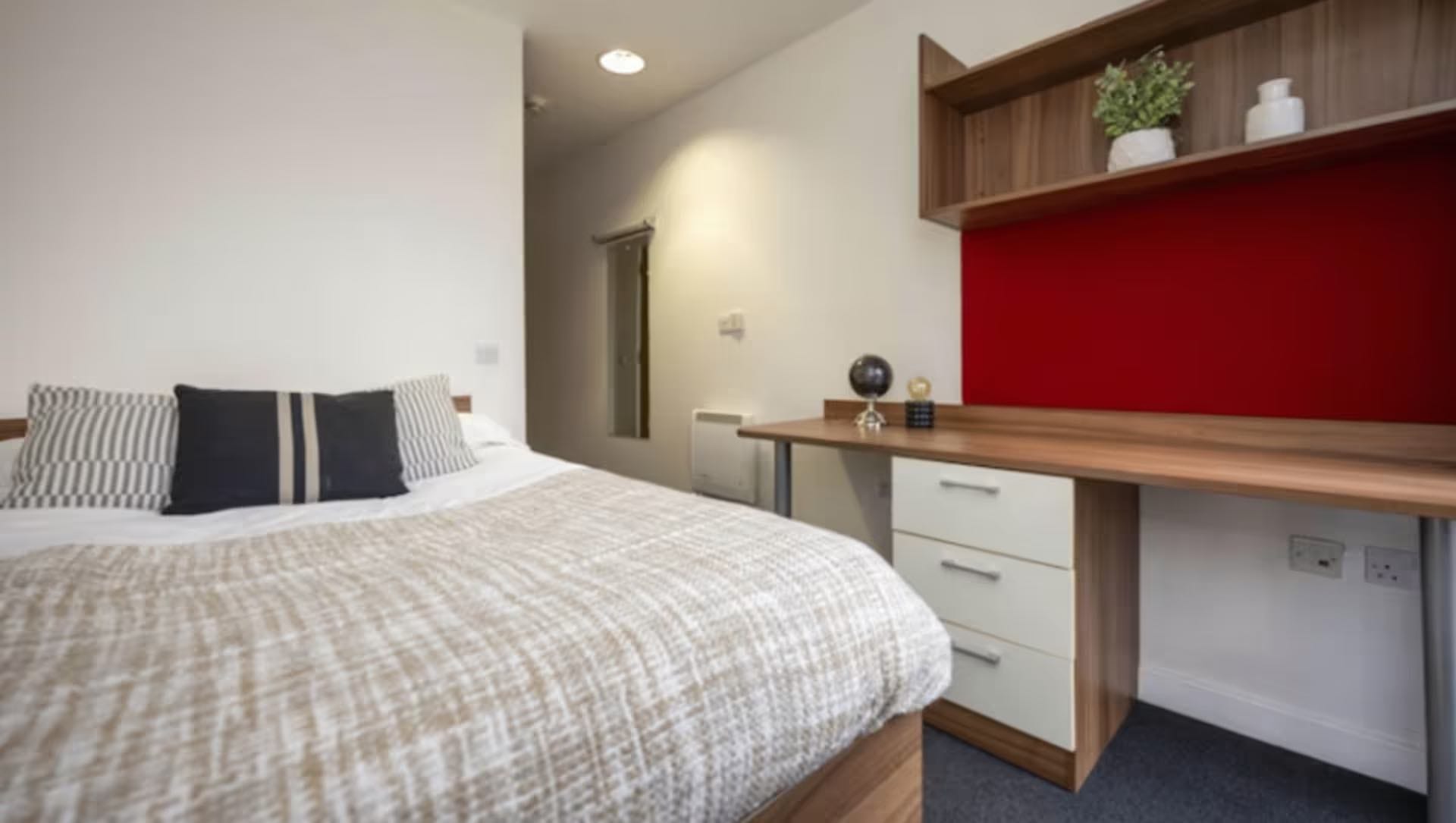 Standard Ensuite